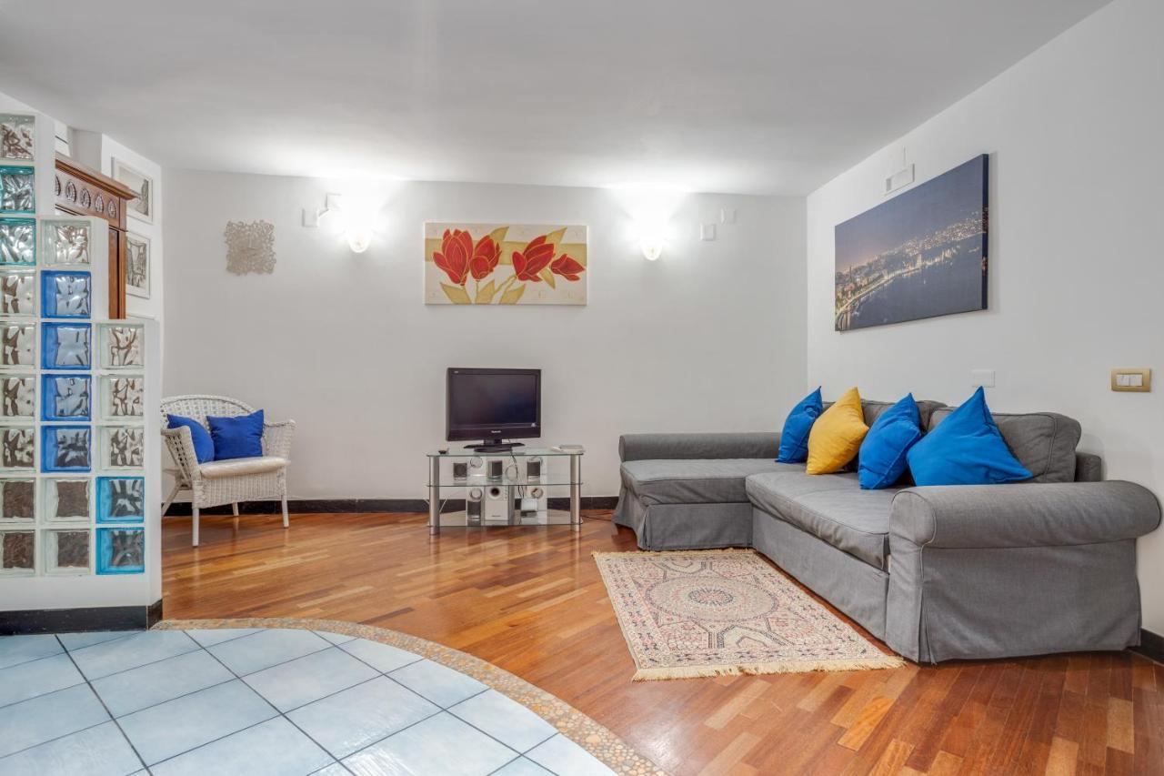 Guesthost - Casa Querida Central & Elegant Flat Nápoly Kültér fotó